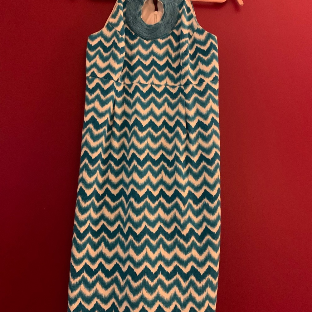 Dress - Picture 3 of 5
